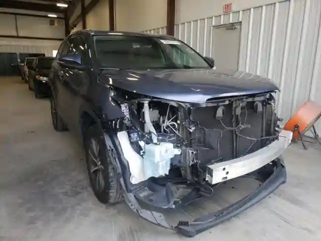 5TDKZRFH3HS510447 2017 TOYOTA HIGHLANDER SE-0