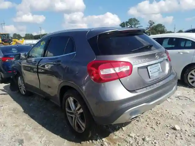 WDCTG4EB2JJ411240 2018 MERCEDES-BENZ GLA 250-2