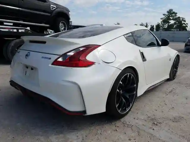 JN1AZ4EH7JM571921 2018 NISSAN 370Z BASE-3