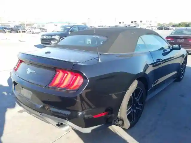 1FATP8UH5L5115259 2020 FORD MUSTANG-3