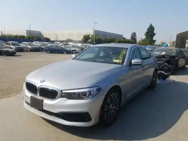 WBAJA7C50KG912541 2019 BMW 530 XI-1