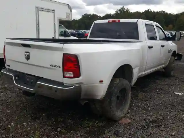 3C63RRGL1HG513005 2017 RAM 3500 ST-3