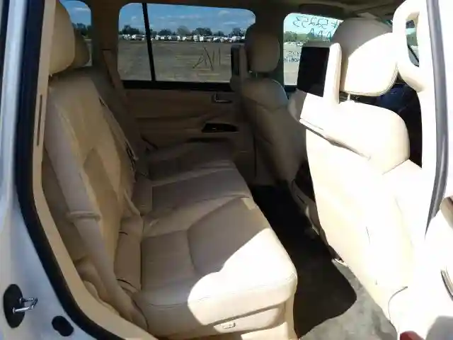 JTJHY7AX1F4165568 2015 LEXUS LX 570-5