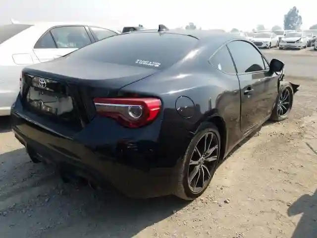 JF1ZNAA16H8706334 2017 TOYOTA 86 BASE-3