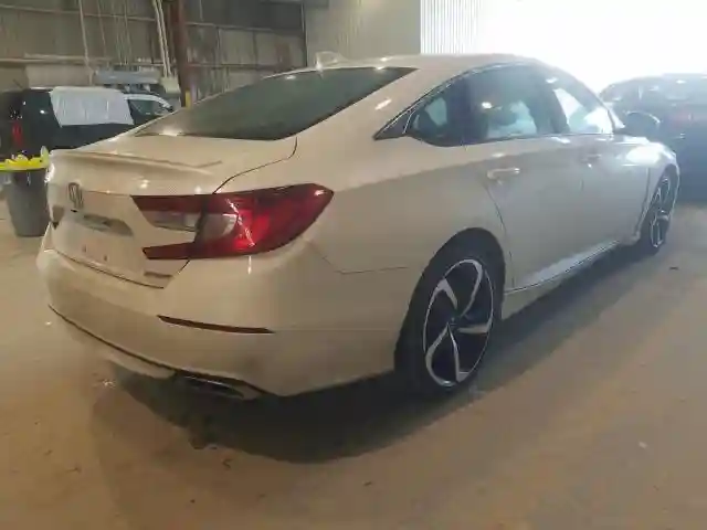 1HGCV1F30KA117792 2019 HONDA ACCORD SPORT-3