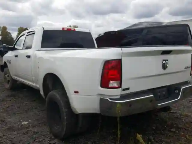 3C63RRGL1HG513005 2017 RAM 3500 ST-2