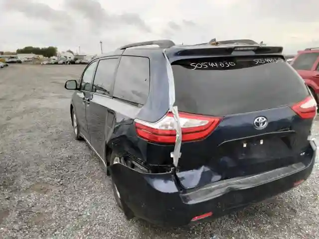 5TDKZ3DC1KS990595 2019 TOYOTA SIENNA LE-2