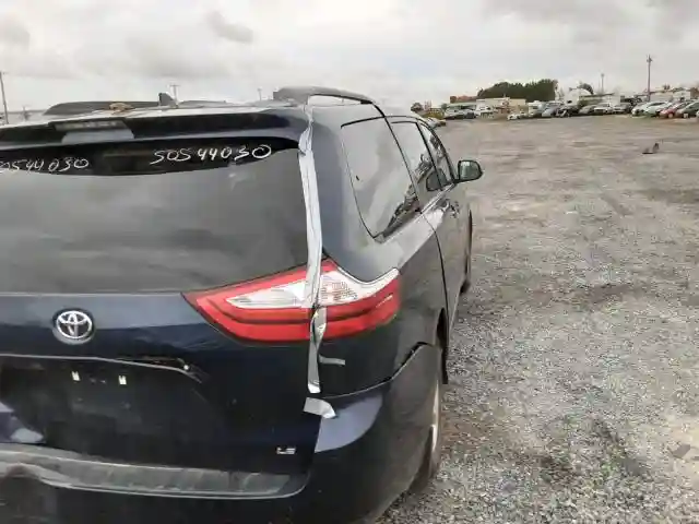 5TDKZ3DC1KS990595 2019 TOYOTA SIENNA LE-3