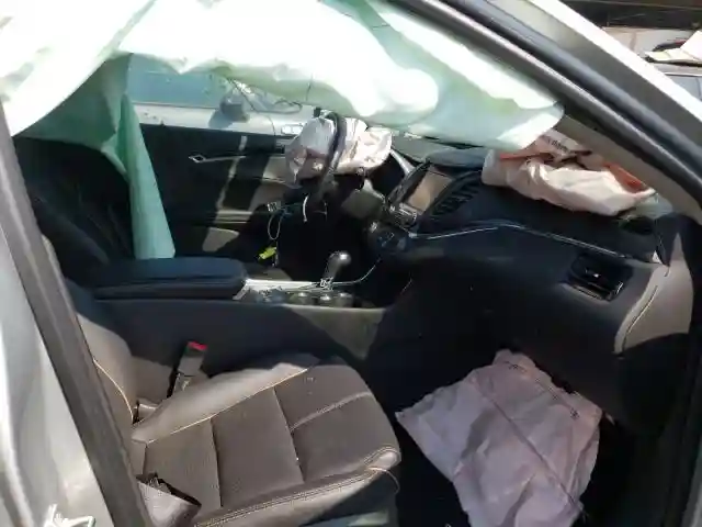 2G1105S33K9137329 2019 CHEVROLET IMPALA PREMIER-4
