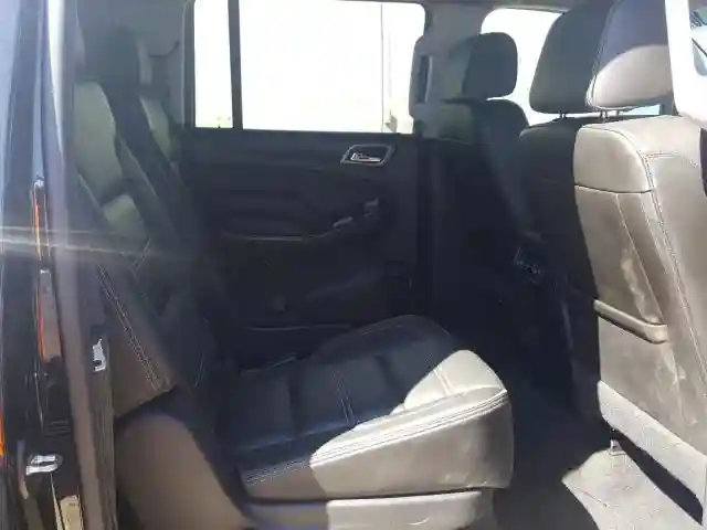 1GKS2HKJ2JR328156 2018 GMC YUKON XL DENALI-5