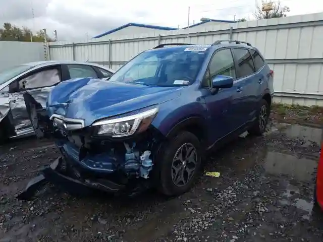 JF2SKAGC8KH593833 2019 SUBARU FORESTER PREMIUM-1