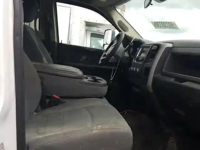 3C63RRGL1HG513005 2017 RAM 3500 ST-4