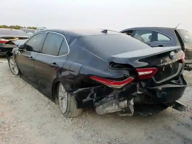4T1B21HK3JU506796 2018 TOYOTA CAMRY HYBRID-2