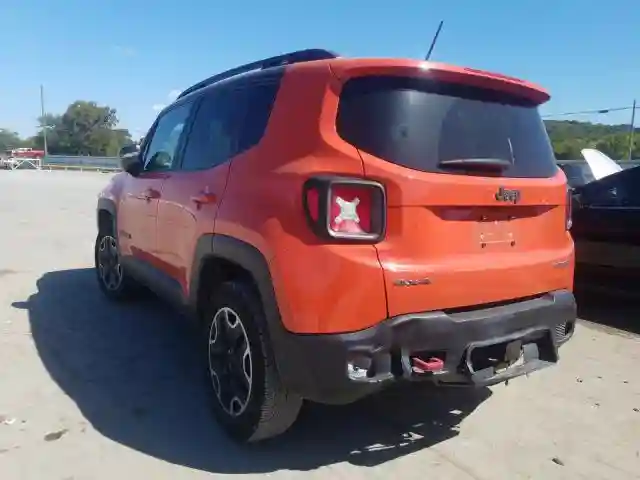 ZACCJBCT6GPD00738 2016 JEEP RENEGADE TRAILHAWK-2