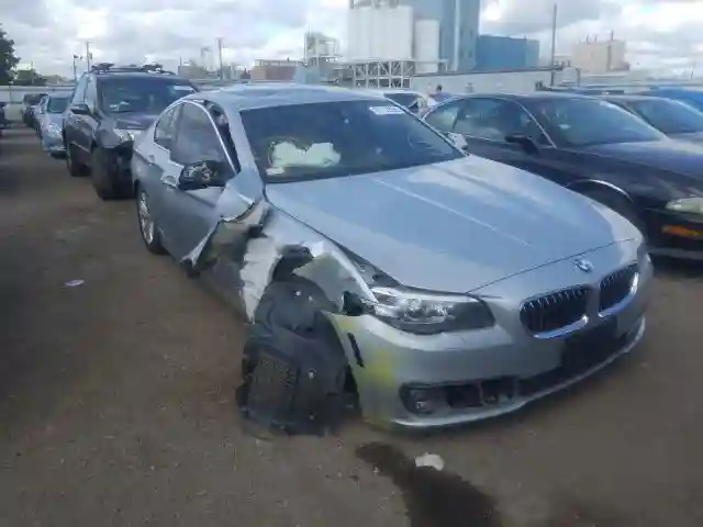 WBA5A7C53GG145017 2016 BMW 528 XI-0
