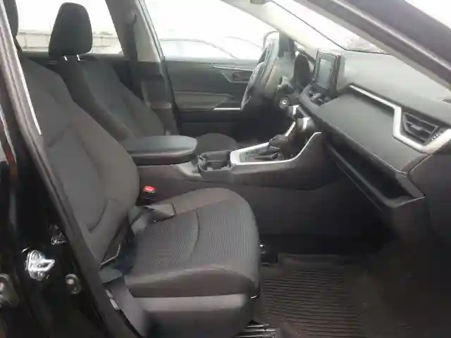 2T3F1RFV2LW110787 2020 TOYOTA RAV4 LE-4