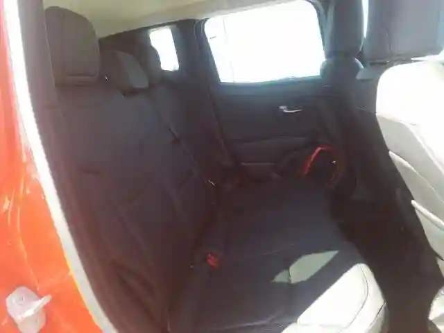 ZACCJBCT6GPD00738 2016 JEEP RENEGADE TRAILHAWK-5