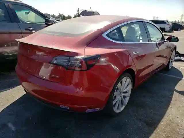 5YJ3E1EB3JF080556 2018 TESLA MODEL 3-3