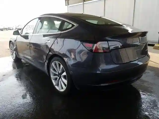 5YJ3E1EBXJF182811 2018 TESLA MODEL 3-2