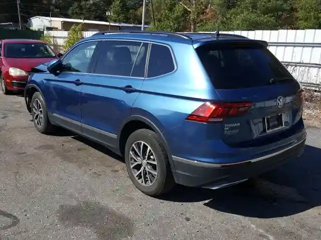 3VV2B7AX2JM221431 2018 VOLKSWAGEN TIGUAN SE-2