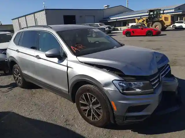 3VV3B7AX2KM189621 2019 VOLKSWAGEN TIGUAN SE-0