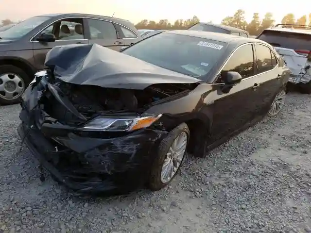 4T1B21HK3JU506796 2018 TOYOTA CAMRY HYBRID-1
