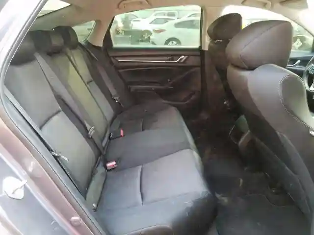 1HGCV1F14JA230397 2018 HONDA ACCORD LX-5