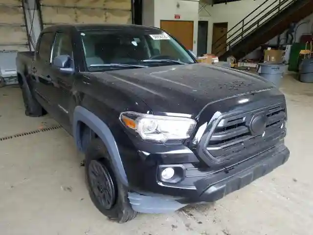 3TMDZ5BN7JM039812 2018 TOYOTA TACOMA DOUBLE CAB-0