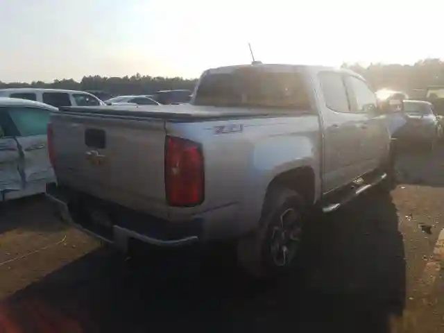 1GCGSDEN7J1299292 2018 CHEVROLET COLORADO Z71-3