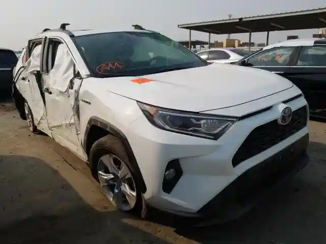 JTMRWRFV7LD060237 2020 TOYOTA RAV4 XLE-0