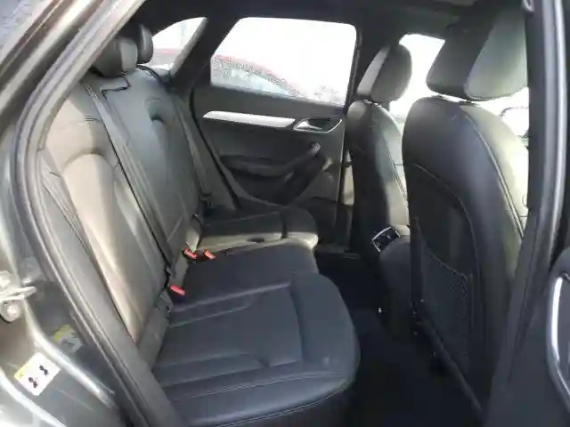 WA1BCCFS3JR021667 2018 AUDI Q3 PREMIUM-5