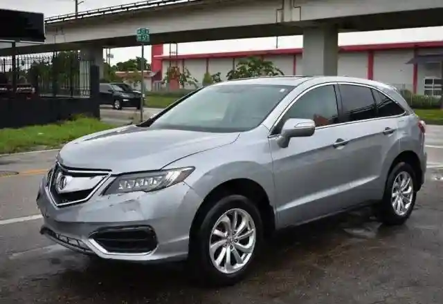 5J8TB3H33JL009378 2018 ACURA RDX-1