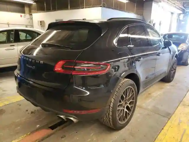 WP1AB2A59HLB15578 2017 PORSCHE MACAN S-3