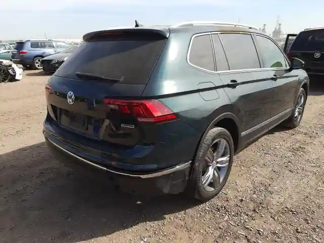 3VV4B7AX3KM126614 2019 VOLKSWAGEN TIGUAN SEL PREMIUM-3