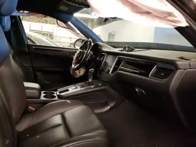 WP1AB2A59HLB15578 2017 PORSCHE MACAN S-4