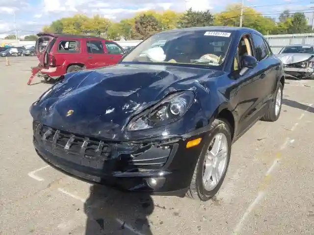 WP1AB2A57GLB54555 2016 PORSCHE MACAN S-1