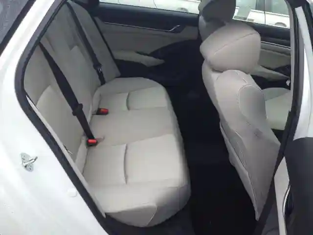 1HGCV1F47LA070562 2020 HONDA ACCORD EX-5
