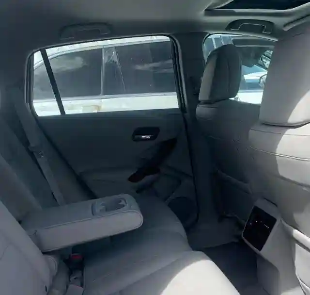 5J8TB3H33JL009378 2018 ACURA RDX-5