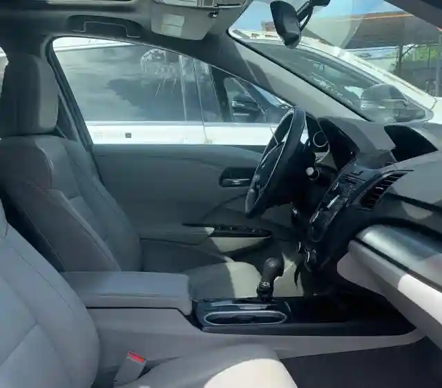 5J8TB3H33JL009378 2018 ACURA RDX-4