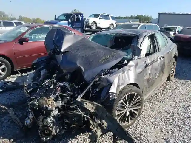 4T1G11AK6LU895326 2020 TOYOTA CAMRY SE-1