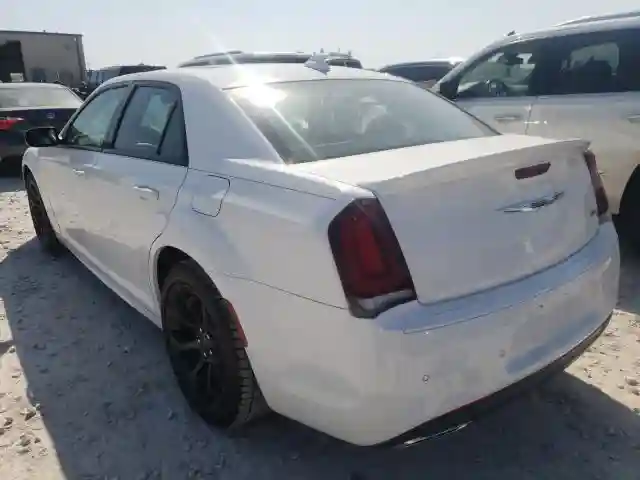 2C3CCABT3LH180841 2020 CHRYSLER 300 S-2