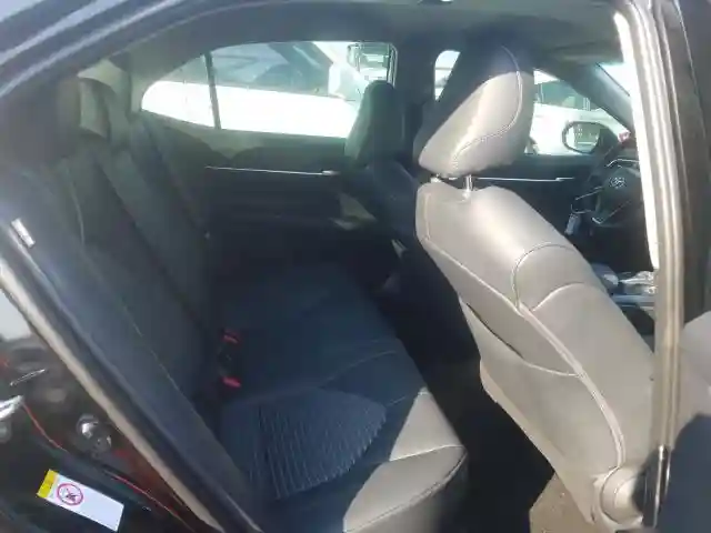 4T1B11HK0JU148687 2018 TOYOTA CAMRY L-5