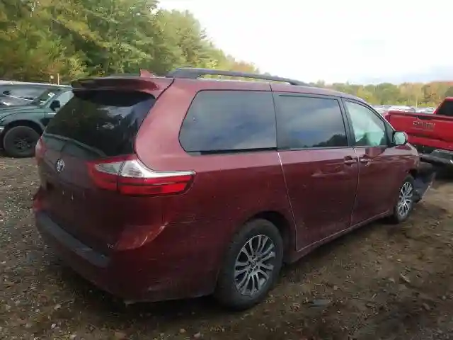 5TDYZ3DC0JS917128 2018 TOYOTA SIENNA XLE-3