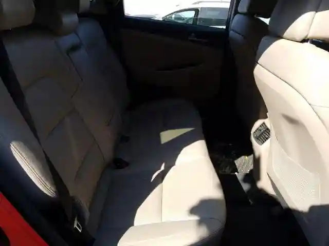 KM8J33A2XHU336669 2017 HYUNDAI TUCSON LIMITED-5