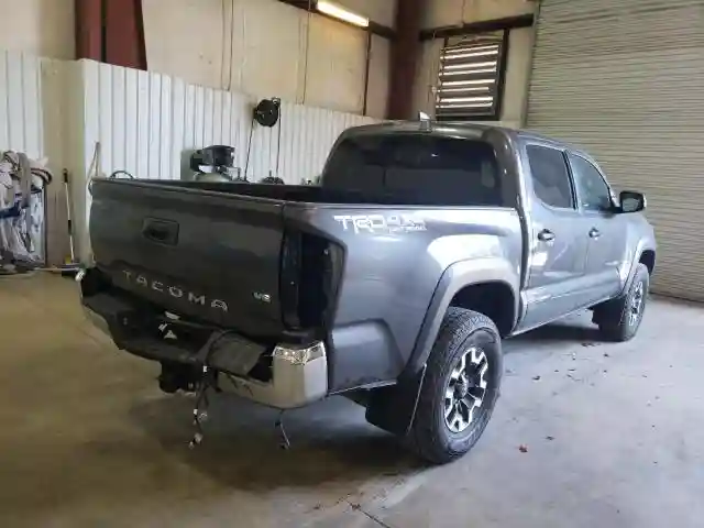 3TMCZ5AN0HM098479 2017 TOYOTA TACOMA DOUBLE CAB-3