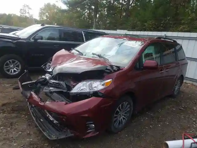 5TDYZ3DC0JS917128 2018 TOYOTA SIENNA XLE-1