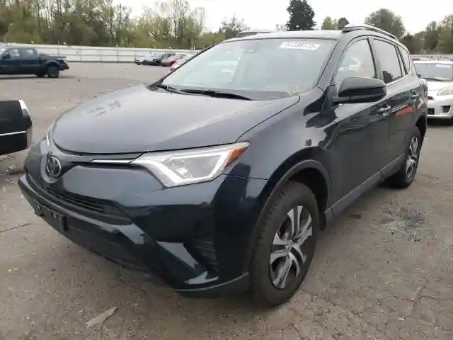 2T3BFREVXHW642376 2017 TOYOTA RAV4 LE-1
