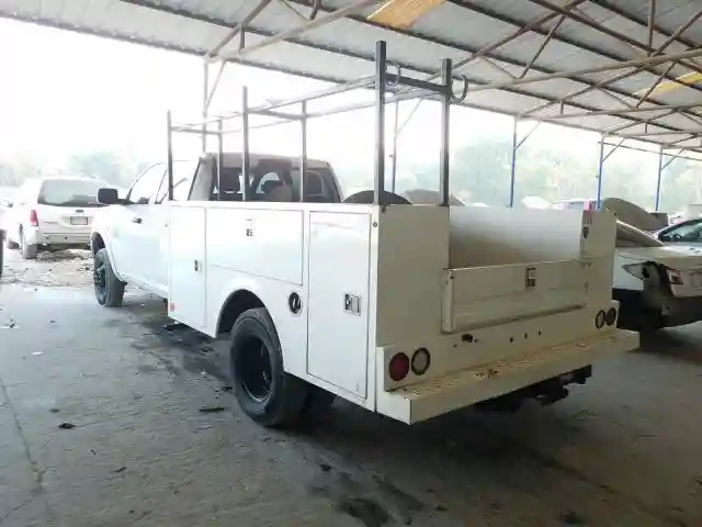 3C7WRTCL9HG678120 2017 RAM 3500-2