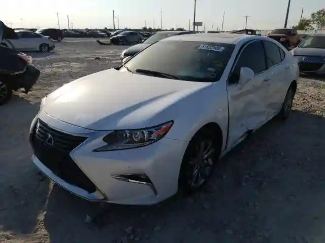 JTHBW1GG1G2103800 2016 LEXUS ES 300H-1