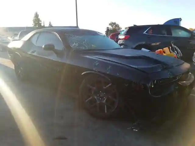 2C3CDZFJ9HH592340 2017 DODGE CHALLENGER R/T 392-0